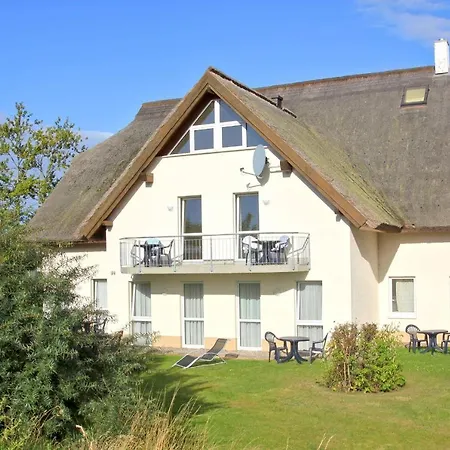 F-1010 Strandhaus Moenchgut Dz 36 Strandnah, Inkl Fruehstueck Lobbe
